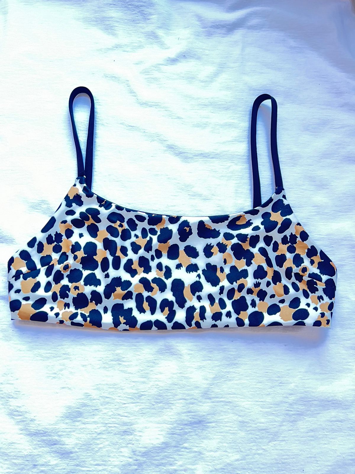 REVERSIBLE REGULAR TOP LEPARD