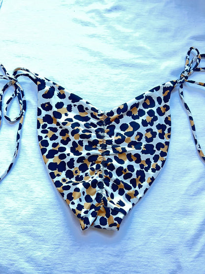 STRAPS RUCHED HIGH THONG LEPARD