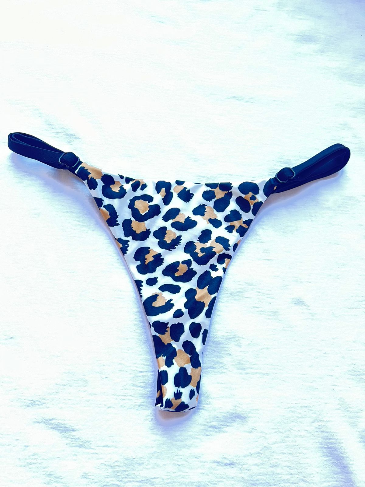 BRAZILIAN THONG LEPARD